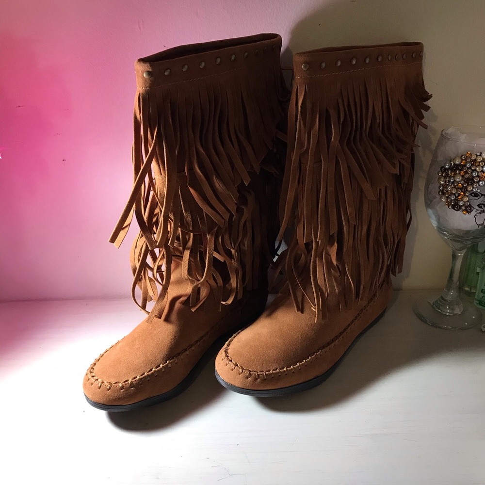 SOLD SOLD Boots Sh-02